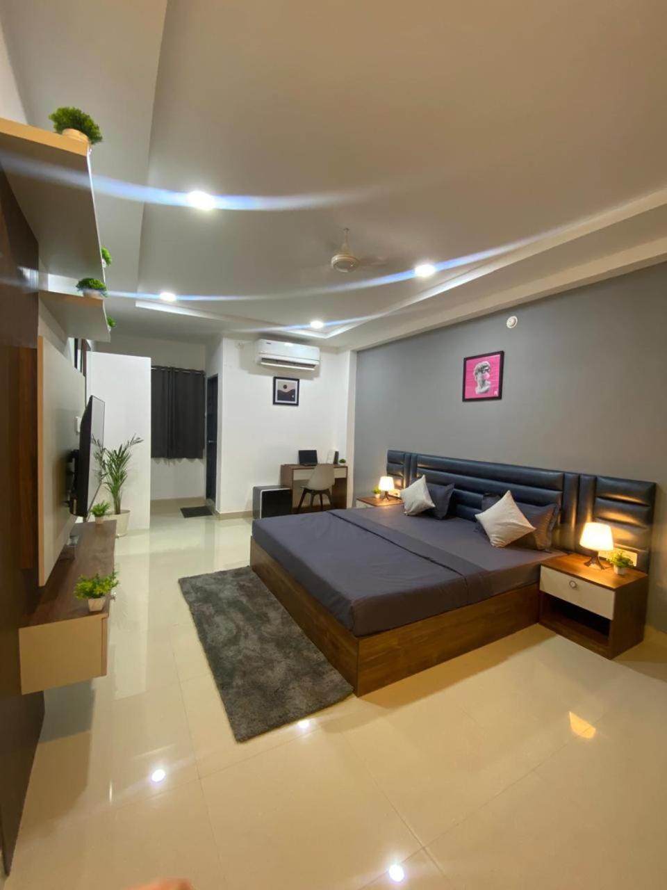 Housr 78 Madhapur Hitech City Near Yashoda Hospital Hyderabad Exterior photo